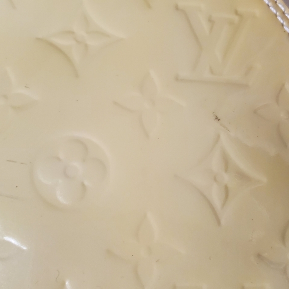 Louis Vuitton Alma GM Blanc Corail Vernis - Picture 10 of 16